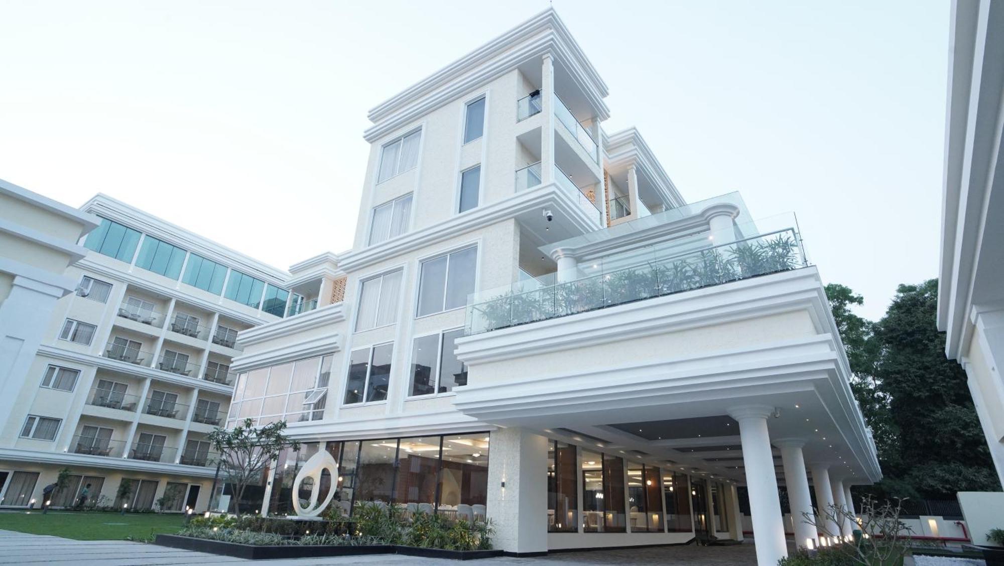Antique Regency !! Luxurious Hotel In Digha !! Exterior foto