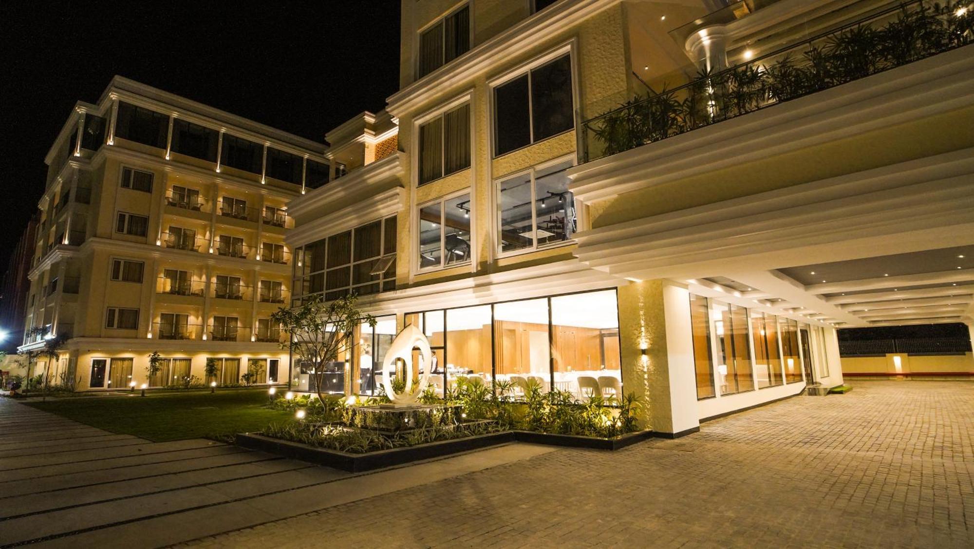 Antique Regency !! Luxurious Hotel In Digha !! Exterior foto