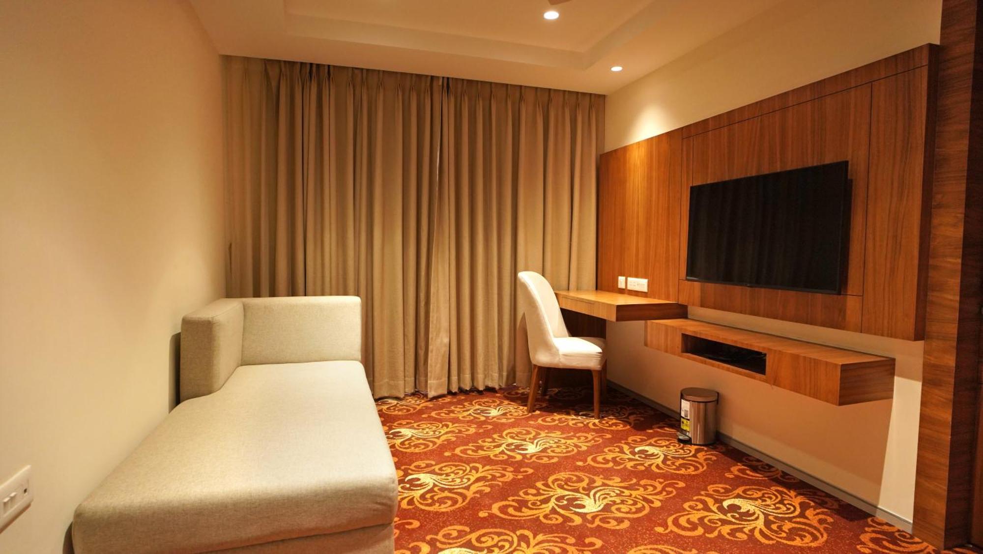 Antique Regency !! Luxurious Hotel In Digha !! Exterior foto